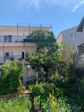 Apartments Josip